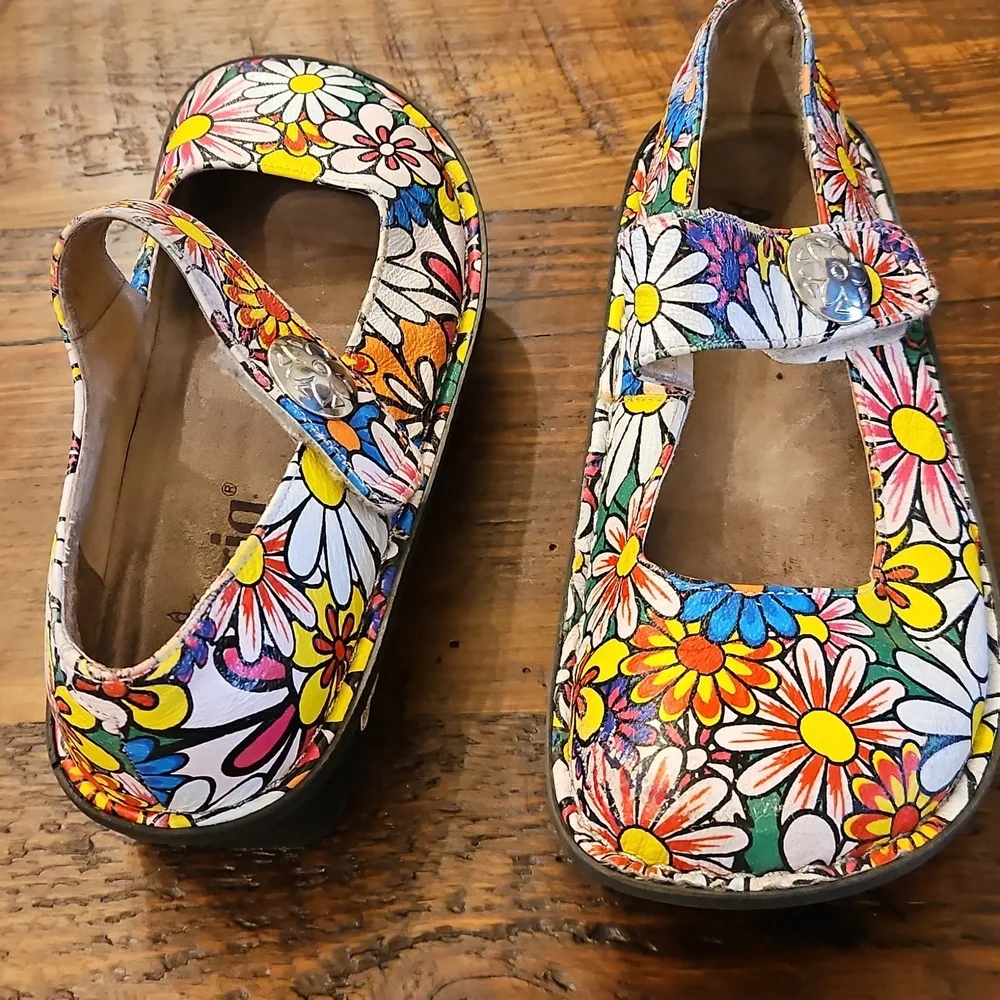Alegria Floral Paloma Mary Jane Shoes with Adjustable Strap